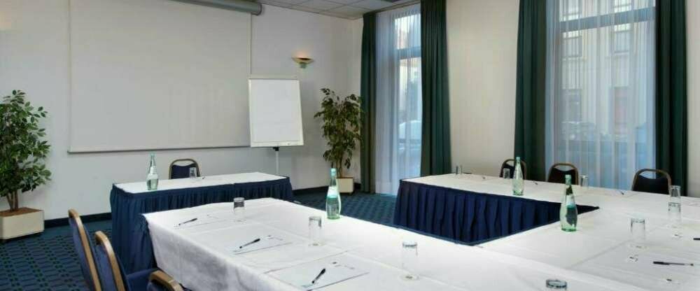 Wyndham Garden Düsseldorf Mettmann Hotel - Tagungsraum