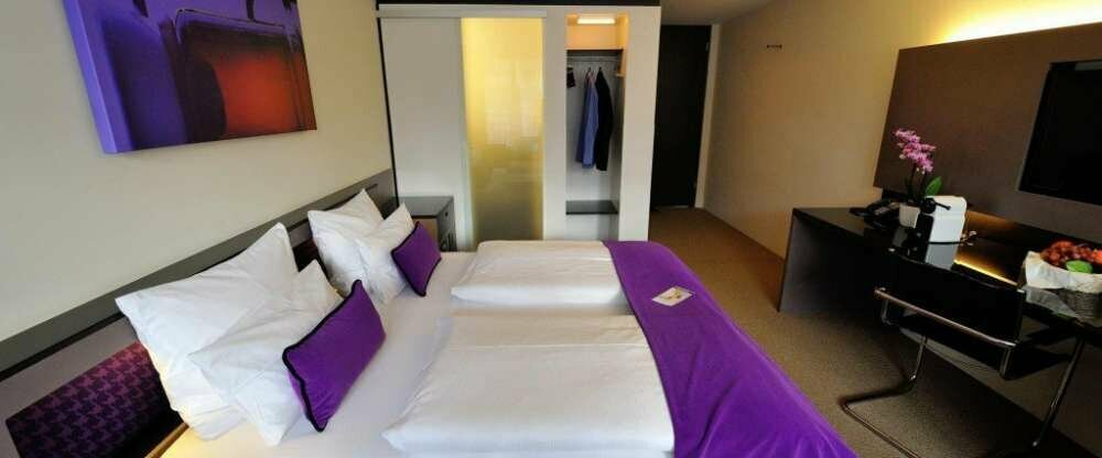 Ebenerdiges Komfort PLUS - WEHRGANG - Zimmer mit Balkon (über zwei kleine Stufen erreichbar). Zustellbett / Babybett möglich