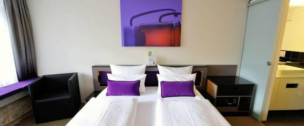 Ebenerdiges Komfort PLUS - WEHRGANG - Zimmer mit Balkon (über zwei kleine Stufen erreichbar). Zustellbett / Babybett möglich