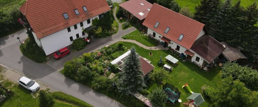 Zum Hecht /Zimmervermietung Lorenz - Hotel-Außenansicht