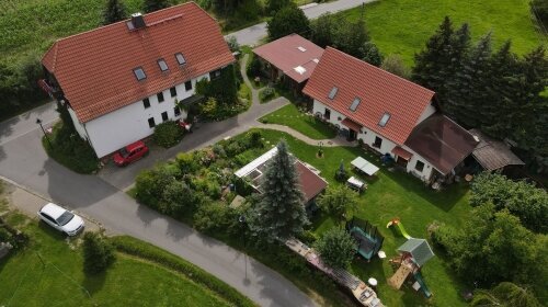 Zum Hecht /Zimmervermietung Lorenz - Hotel-Außenansicht