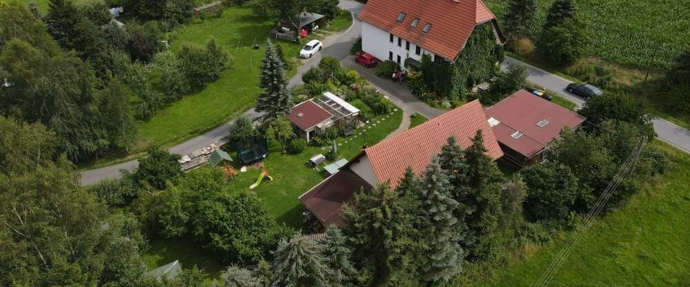 Zum Hecht /Zimmervermietung Lorenz - Hotel-Außenansicht