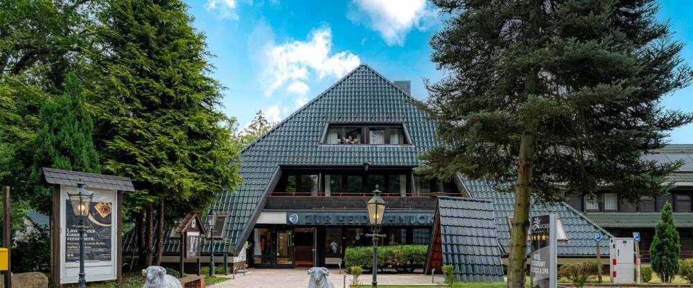 Zur Heidschnucke Asendorf - Hotel-Außenansicht