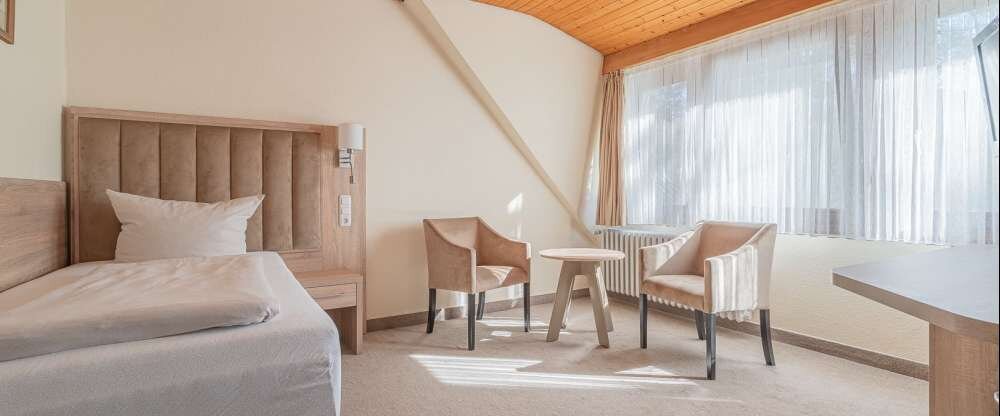 Zur Heidschnucke Asendorf - Hotel-Außenansicht