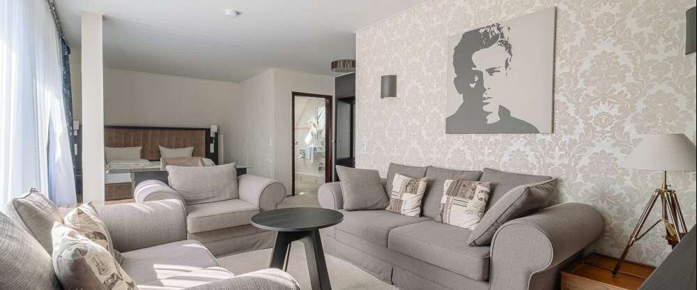 Zur Heidschnucke Asendorf - Hotel-Außenansicht