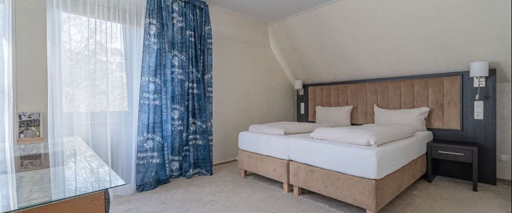 Zur Heidschnucke Asendorf - Hotel-Außenansicht