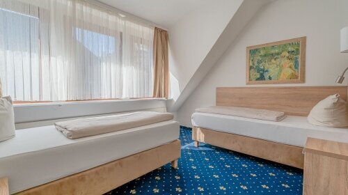 Zur Heidschnucke Asendorf - Hotel-Außenansicht