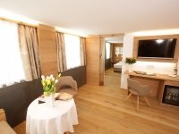 2-Raum-Zimmer  mit Balkon oder Hotelterrasse, Quelle: (c) Wellness-und Landhotel Prinz- Romantik & Wellness