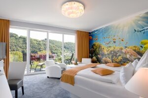 Deluxe-Doppelzimmer mit Whirlwanne, Quelle: (c) Moselstern****Parkhotel 'Krähennest'