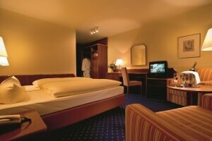 Doppelzimmer, Quelle: (c) Bäder Park Hotel | Sieben Welten Therme & Spa Resort						