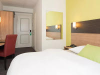 Doppelzimmer Economy, Quelle: (c) Hotel Kronenhof AG