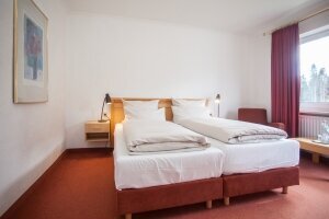 Doppelzimmer mit Balkon, Quelle: (c) Schöne Asten Resort Winterberg