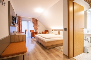 Doppelzimmer mit Balkon, Quelle: (c) Hotel Gasthof Blume