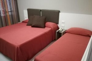 Dreibettzimmer, Quelle: (c) Hotel Zenit