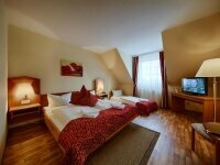 Dreibettzimmer, Quelle: (c) Kurhotel Auerhahn Dreibettzimmer, Quelle: (c) Kurhotel Auerhahn