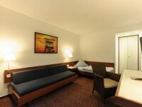 Einzelzimmer mit Etagendusche / WC , Quelle: (c) AKZENT Hotel Böll Essen Einzelzimmer mit Etagendusche / WC , Quelle: (c) AKZENT Hotel Böll Essen