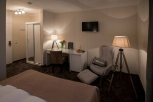 Komfort-Doppelzimmer, Quelle: (c) Hotel Stadt Aurich