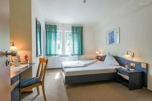 Komfort-Doppelzimmer, Quelle: (c) Hotel-Restaurant ROEMER
