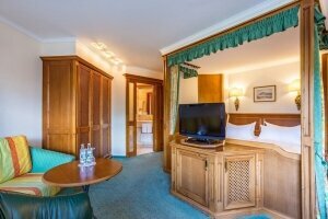 Komfort-Doppelzimmer , Quelle: (c) Alpenhotel Oberstdorf - ein Rovell Hotel