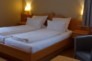 Komfort-Doppelzimmer, Quelle: (c) Central-Hotel Greiveldinger