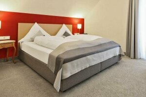 Komfort-Doppelzimmer, Quelle: (c) Hotel Restaurant Paradeismühle
