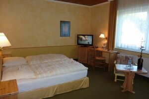 Komfort-Doppelzimmer, Quelle: (c) AKZENT Hotel Zur Wasserburg