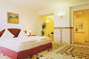 Komfort-Suite, Quelle: (c) Hotel Schloss Edesheim