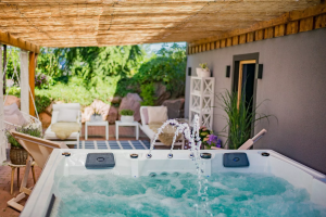 Wellness-Scheune Wolke 7 für 2 Personen , Quelle: (c) Seehotel Niedernberg - Das Dorf am See Wellness-Scheune Wolke 7 für 2 Personen , Quelle: (c) Seehotel Niedernberg - Das Dorf am See