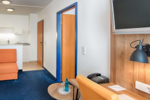  Zwei-Zimmer-Apartment, Quelle: (c) ACHAT Comfort Dresden