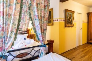 2-Raum Suite, Quelle: (c) Hotel Burg Trendelburg