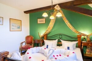 Doppelzimmer, Quelle: (c) Hotel Burg Trendelburg