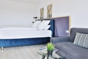 Doppelzimmer Mond mit Balkon, Quelle: (c) Hotel Sonnenschein
