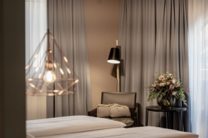 Doppelzimmer Panorama, Quelle: (c) Seehotel Niedernberg - Das Dorf am See