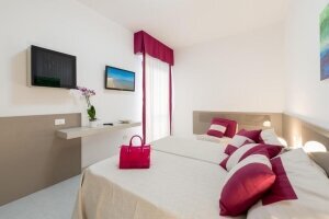 Dreibettzimmer, Quelle: (c) Hotel Zenit