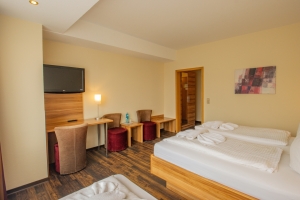 Dreibettzimmer, Quelle: (c) Ferien Hotel Rennsteigblick