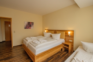 Dreibettzimmer, Quelle: (c) Ferien Hotel Rennsteigblick