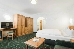 Doppelzimmer Alpin, Quelle: (c) Post Seefeld Hotel & Spa