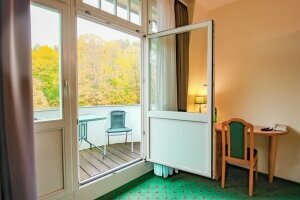 Doppelzimmer mit Balkon, Quelle: (c) Ferien Hotel Villa Südharz