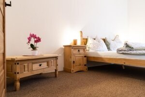 Doppelzimmer Vildstejn - Innenhof des Schlosses, Quelle: (c) Pension Burg Wildstein