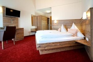 Doppelzimmer "Standard" mit Balkon, Quelle: (c) Hotel Waldblick