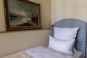 Einzelzimmer, Quelle: (c) Schlosshotel Neustrelitz