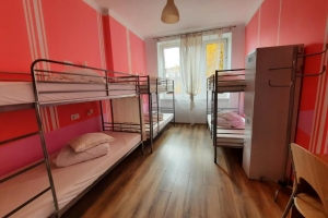 Bett im Frauenschlafsaal mit 6 Betten #10, Quelle: (c) Lorf Hostel&Apartments