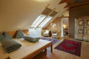 "Bionest I" - Komfort-Appartement im Lehmbaudachboden, Quelle: (c) Biolandhaus Arche