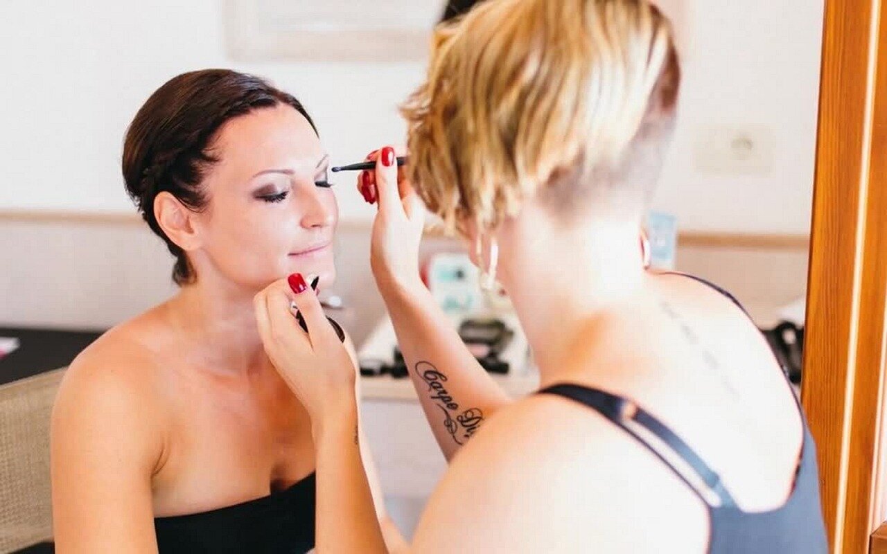 Frau Auge mit schönen Make-up und lange Wimpern. Wimperntusche Brus